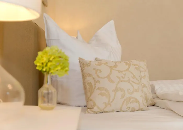 Pia Marie App 5 דירה *